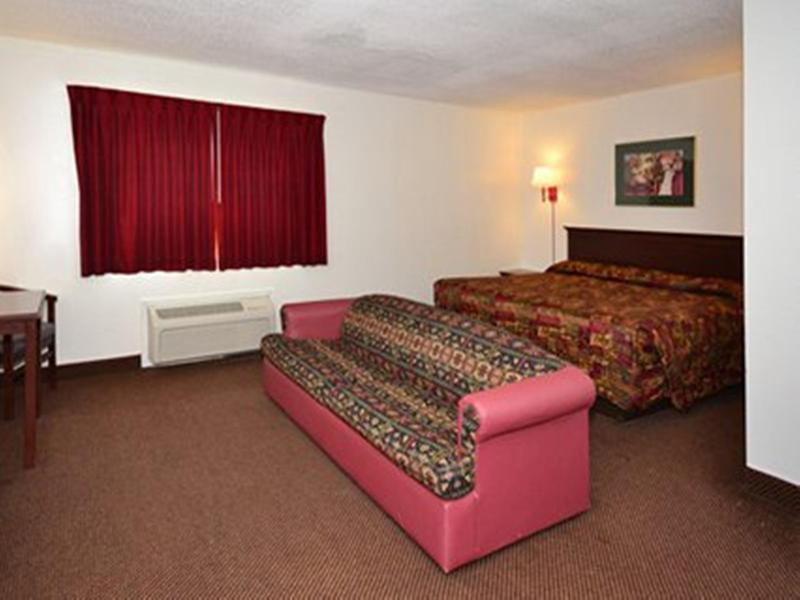 Econo Lodge Gallup Room photo